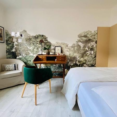 Appartement Chaleureux Entre Zola Et Proce. Нант Екстериор снимка