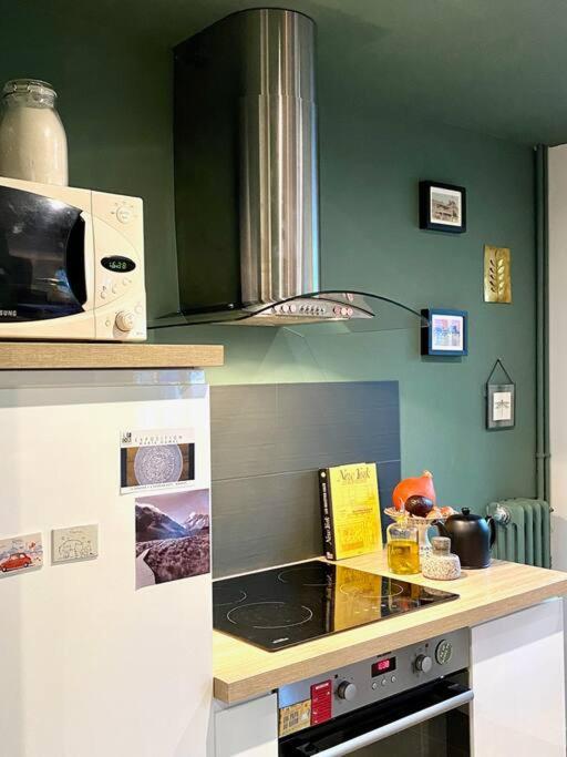 Appartement Chaleureux Entre Zola Et Proce. Нант Екстериор снимка